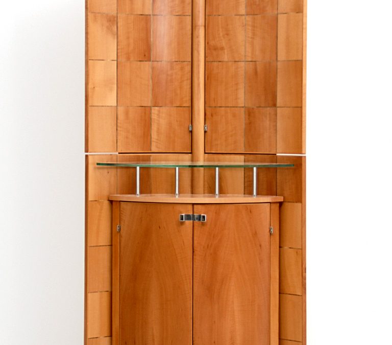 Barschrank mit Glaspult